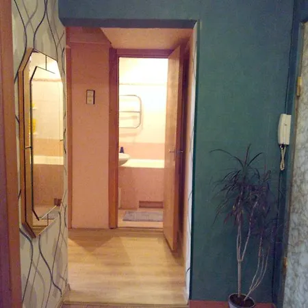 On Zaslavskoy 25 Apartament *