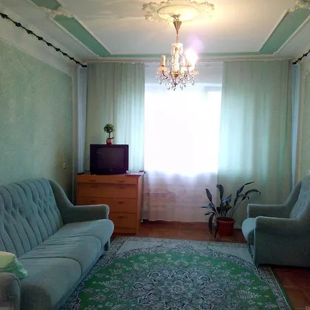 On Zaslavskoy 25 Apartament *